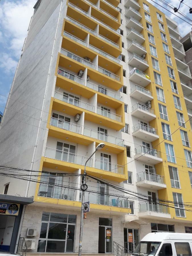 Бежевые Апартаменты Batumi Eksteriør bilde